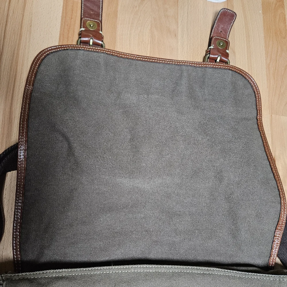 Fossil 54 Canvas Messenger Bag Adjustable Strap Brown